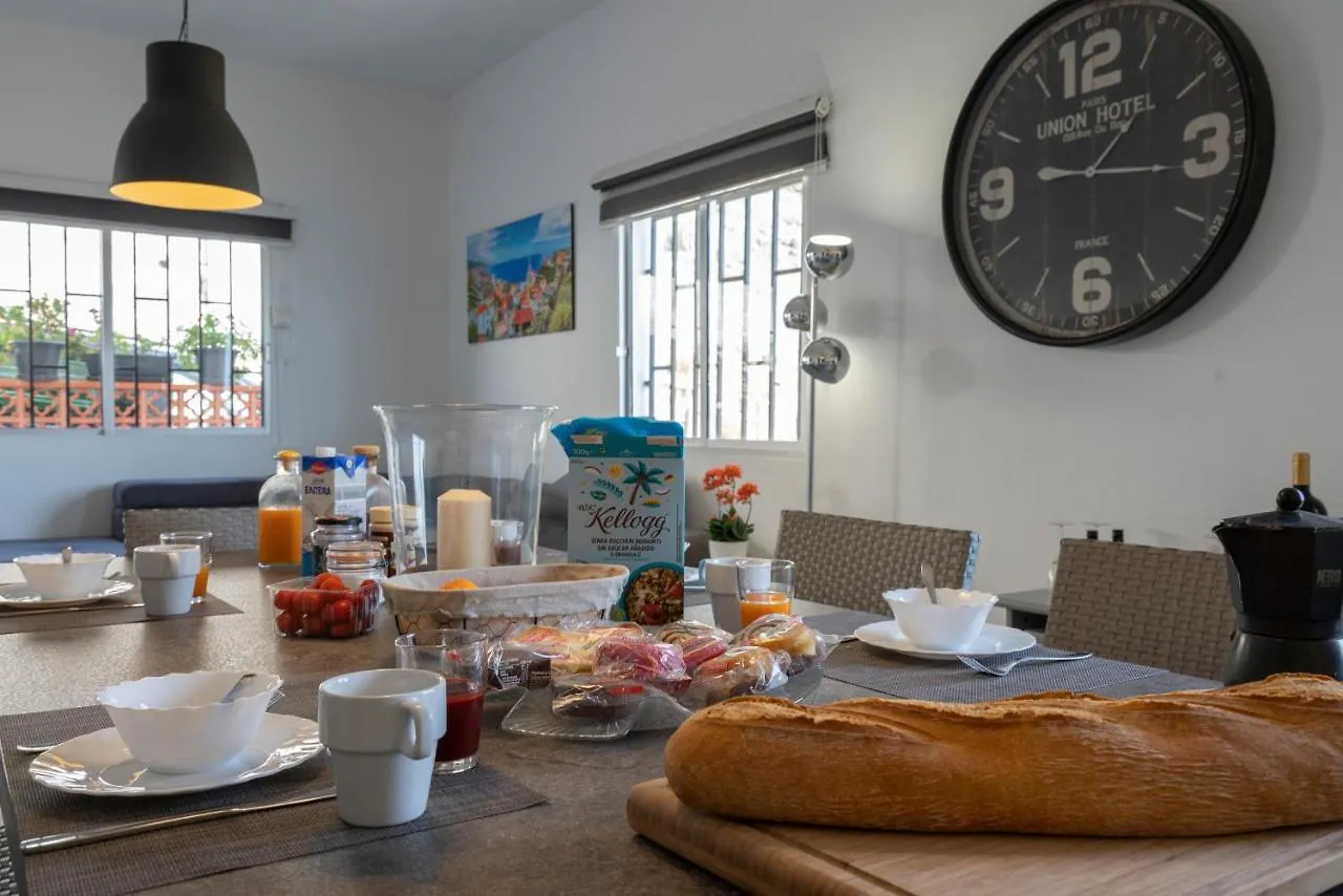 Spacious House With Huge Terrace Facing The Sea Bocacangrejo Casa vacanze