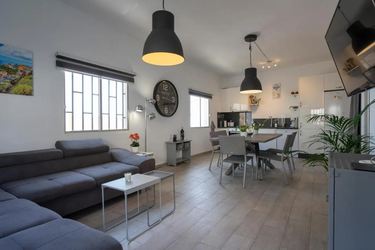 Spacious House With Huge Terrace Facing The Sea Bocacangrejo Casa vacanze